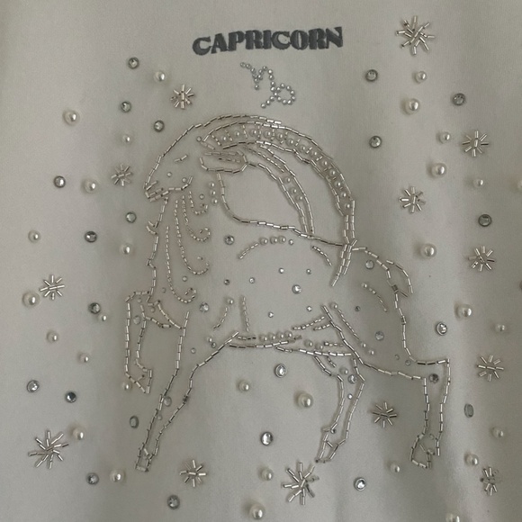 Forever 21 sweatshirts white size xl with pearls and crystals - Picture 2 of 4